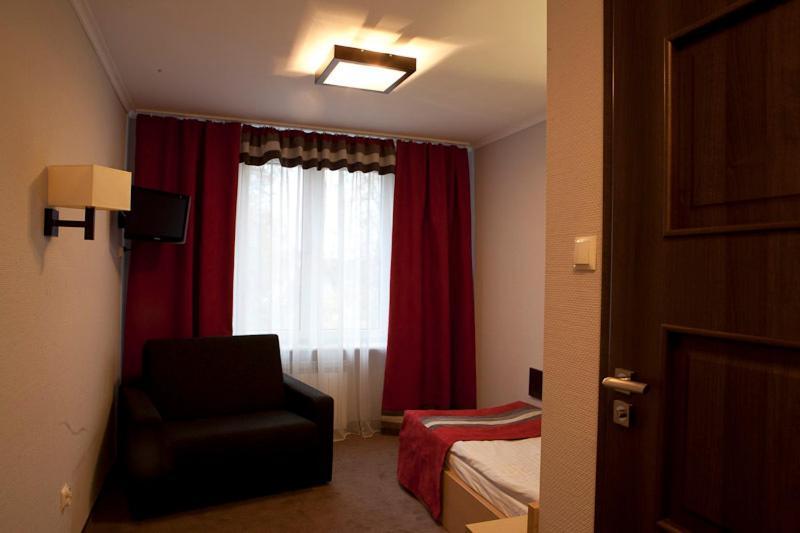 Hotel Dodo Bilgoraj Ruang foto