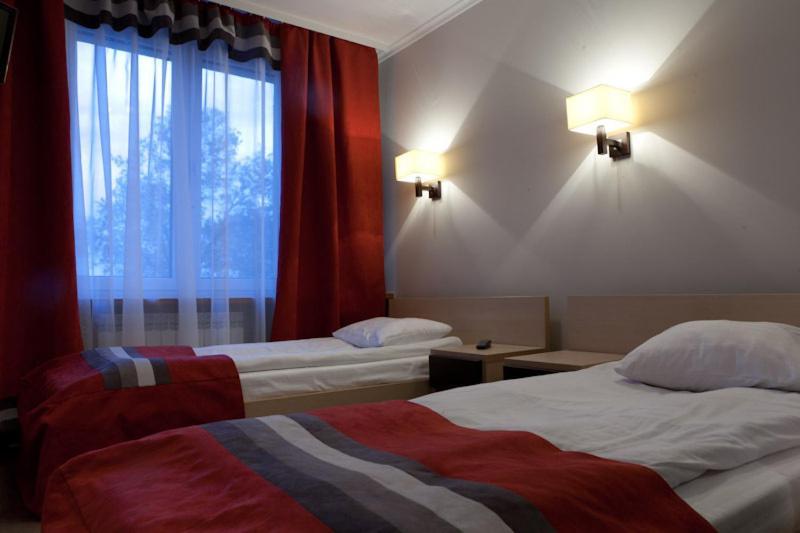 Hotel Dodo Bilgoraj Ruang foto