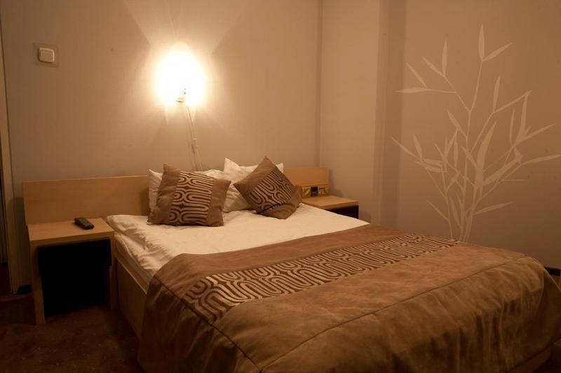 Hotel Dodo Bilgoraj Bagian luar foto