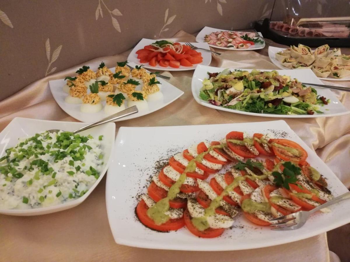 Hotel Dodo Bilgoraj Bagian luar foto